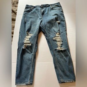 Wild Fable distressed boyfriend jean.
